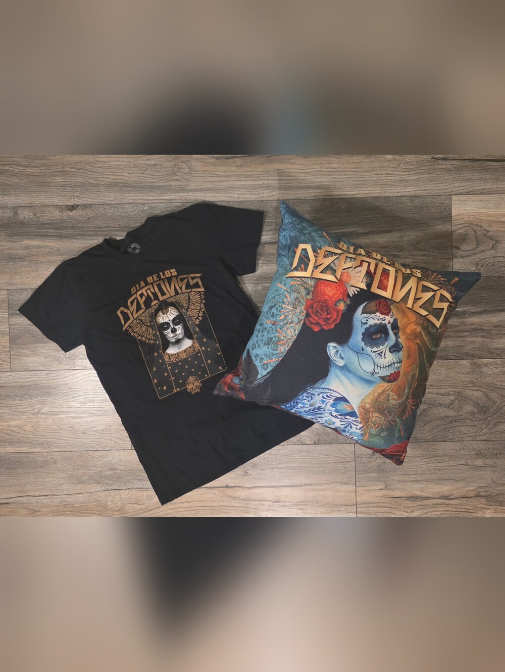 Dia De Los Deftones Graphic Tee And PILLOW- Womens - Black